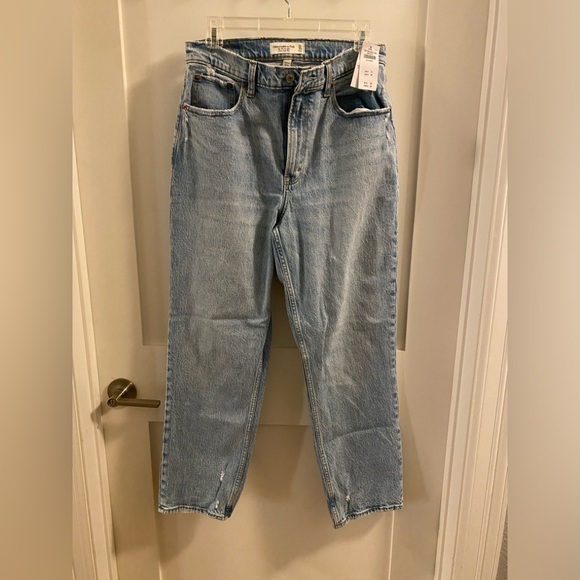 Curve Love Ultra High Rise 90s Straight Jean - Picture 1 of 3